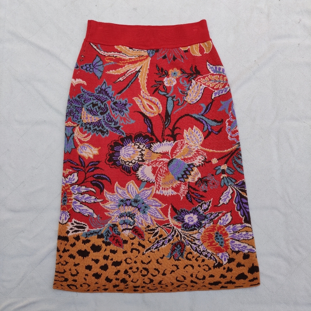 Anthropologie Coral Floral Pencil Skirt with Mustard Leopard Hem - Picture 4 of 11